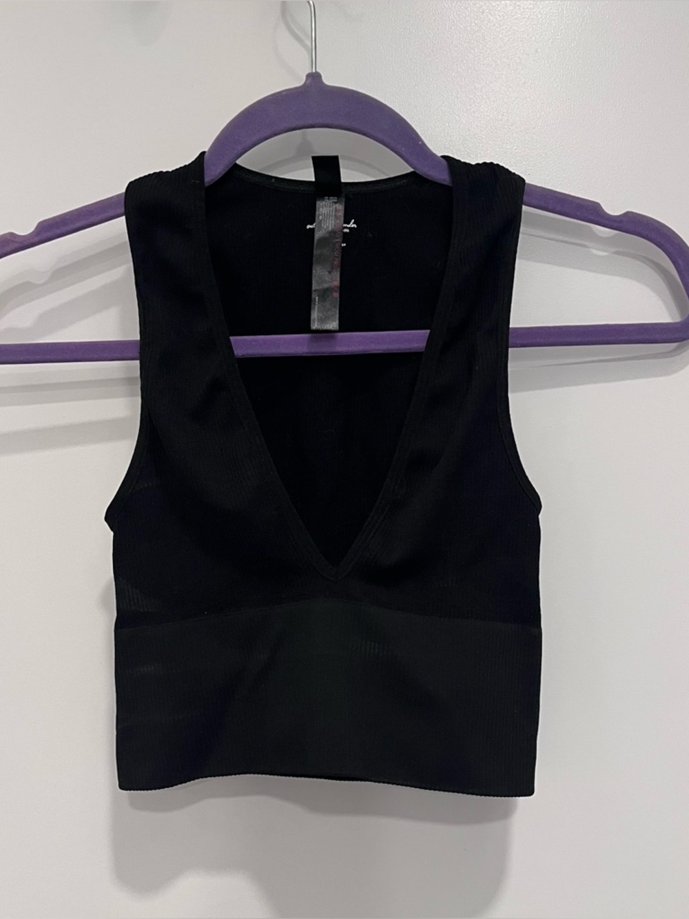Out From Under UO Black Sleeveless Cropped Small Deep V Ribbed Crop Tank Top